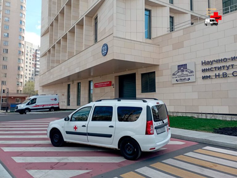 Безопасная и комфортная перевозка лежачего больного - наша главная задача